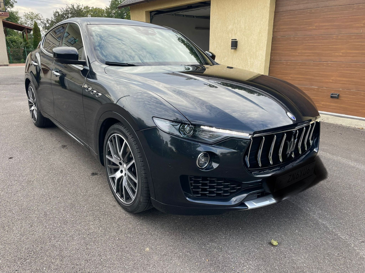 MASERATI LEVANTE 4X4 - Джип: снимка 3 MASERATI LEVANTE 4X4 - Джип: снимка 3