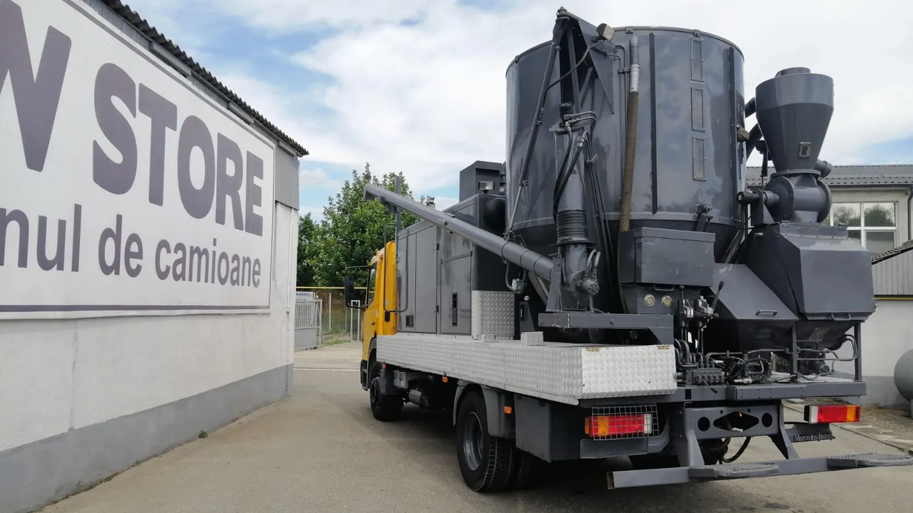 Mercedes-Benz Atego & Gmelin Animal Feed Mill and Mixer/FNC - Техника за животновъдство: снимка 4 Mercedes-Benz Atego & Gmelin Animal Feed Mill and Mixer/FNC - Техника за животновъдство: снимка 4