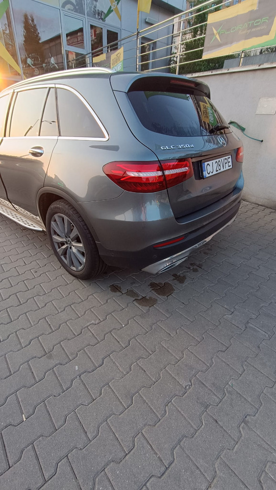 Mercedes-Benz GLC 4×4 - Джип: снимка 3 Mercedes-Benz GLC 4×4 - Джип: снимка 3