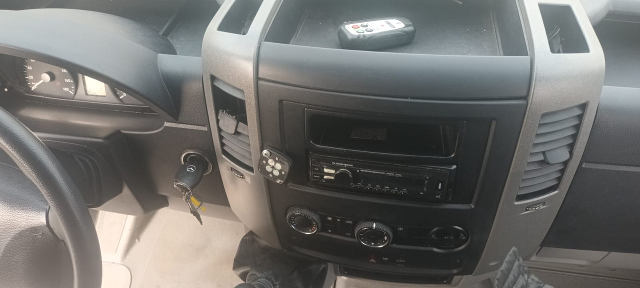 Mercedes Benz Sprinter 316 CDI Euro 6 !!! - Товарен бус: снимка 4 Mercedes Benz Sprinter 316 CDI Euro 6 !!! - Товарен бус: снимка 4