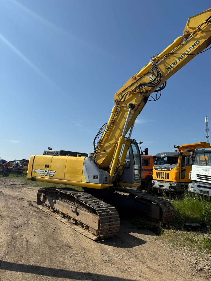NEW HOLLAND E 215 EXCAVATOR - Верижен багер: снимка 4 NEW HOLLAND E 215 EXCAVATOR - Верижен багер: снимка 4