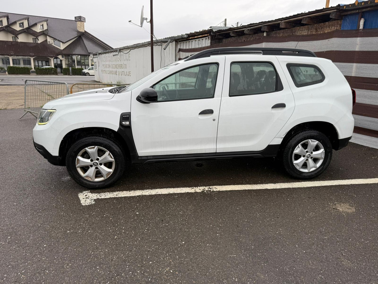 RENAULT DUSTER 4X4 - Джип: снимка 2 RENAULT DUSTER 4X4 - Джип: снимка 2