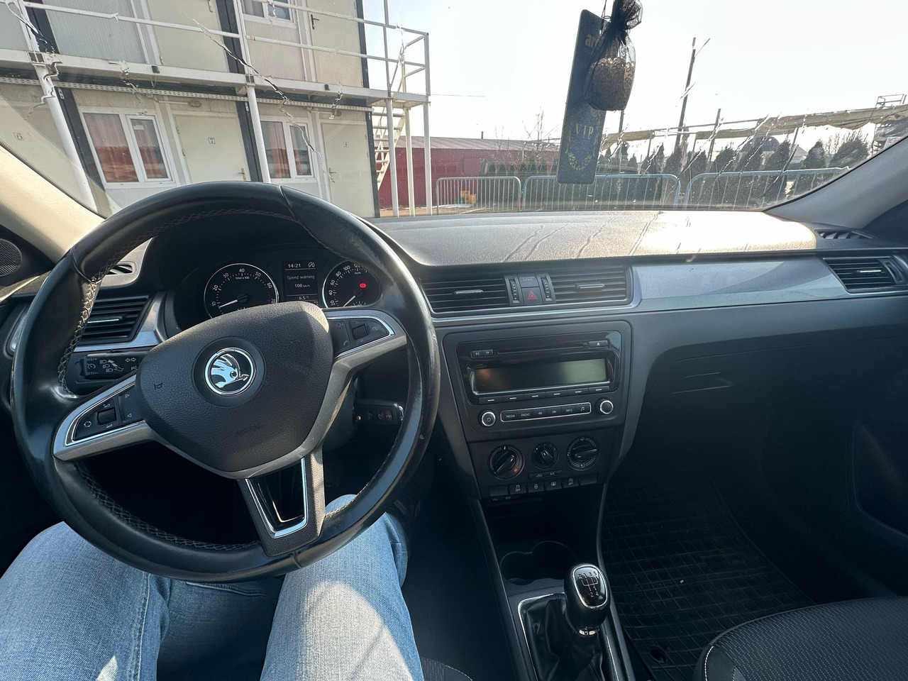 SKODA RAPID - Лек автомобил: снимка 5 SKODA RAPID - Лек автомобил: снимка 5