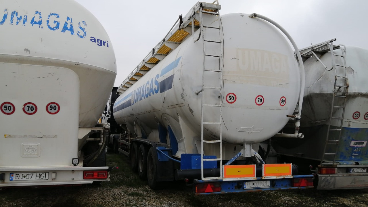 SPITZER Tank/Silo 57,000 l 4 Compartments for Powders/Feed/Water//Liquid Fertilizer/etc. - Цистерна за насипни товари: снимка 2 SPITZER Tank/Silo 57,000 l 4 Compartments for Powders/Feed/Water//Liquid Fertilizer/etc. - Цистерна за насипни товари: снимка 2