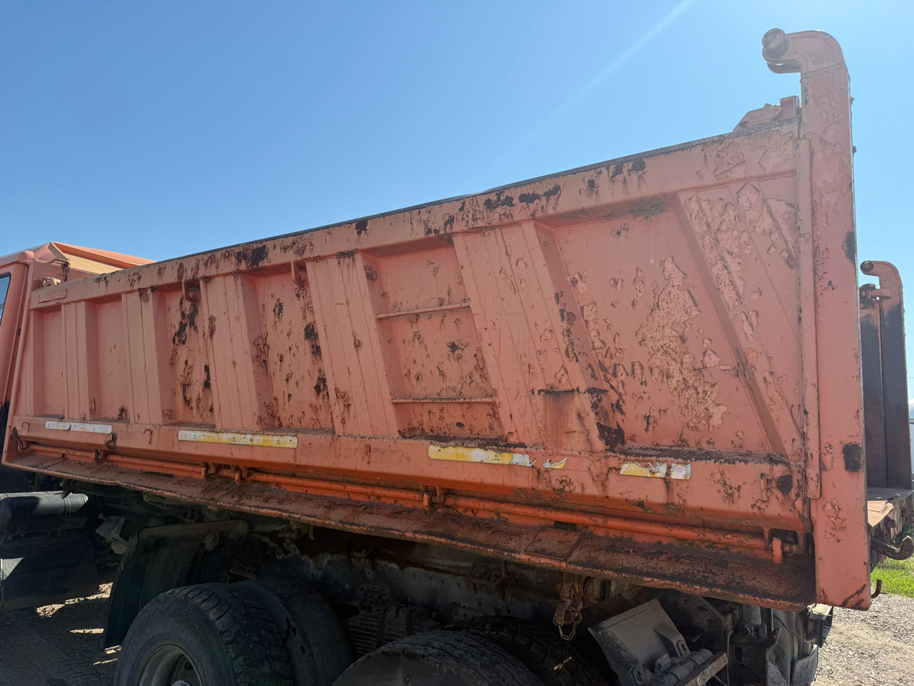 TIPPING BUCKET MEILLER KIPPER - Самосвална надстройка: снимка 3 TIPPING BUCKET MEILLER KIPPER - Самосвална надстройка: снимка 3