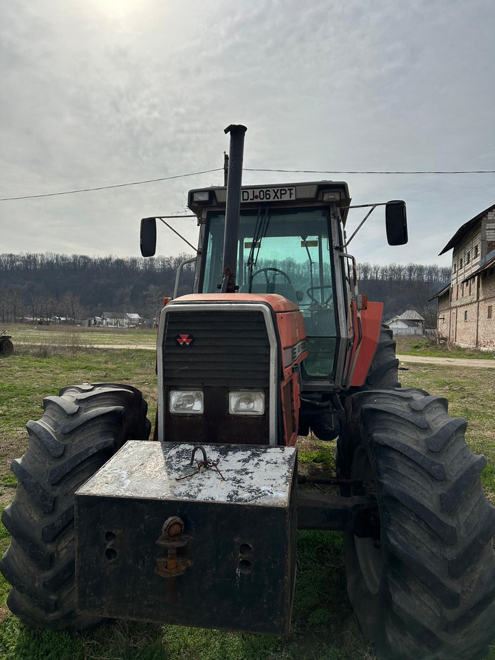 Tractor agricol Massey Ferguson 3655 - Трактор: снимка 2 Tractor agricol Massey Ferguson 3655 - Трактор: снимка 2