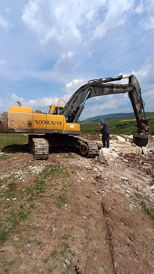Верижен багер VOLVO EC 360 EXCAVATOR: снимка 12