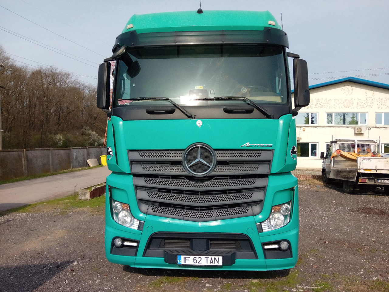Mercedes-Benz Actros 18.45 - Влекач: снимка 2 Mercedes-Benz Actros 18.45 - Влекач: снимка 2