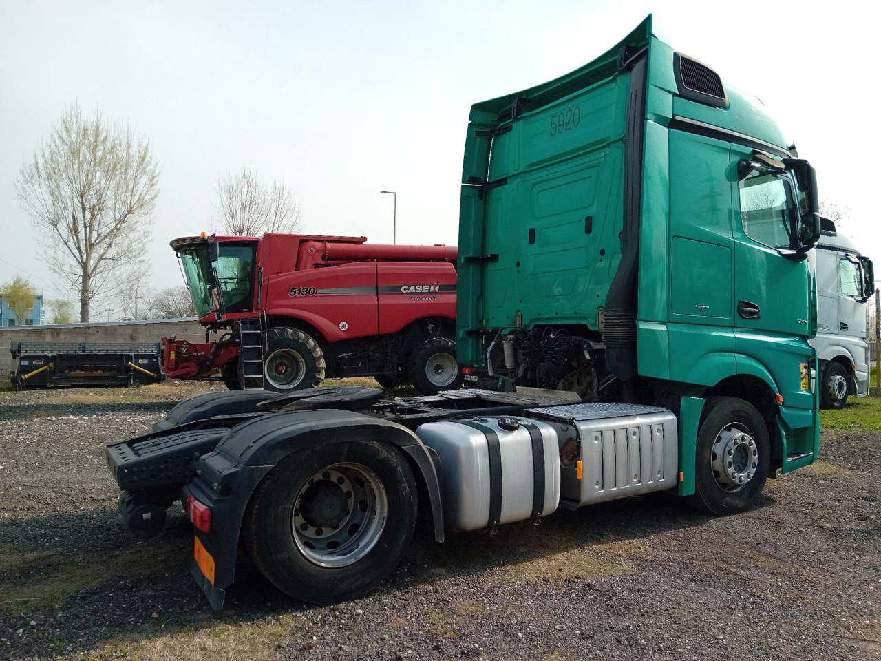Mercedes-Benz Actros 18.45 - Влекач: снимка 5 Mercedes-Benz Actros 18.45 - Влекач: снимка 5