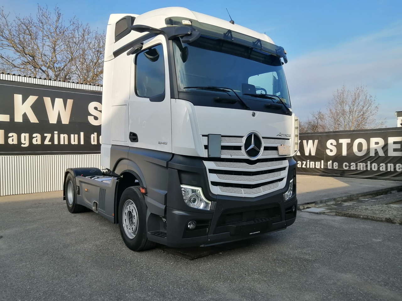 Mercedes-Benz Actros 1845 LS, BIG SPACE, TOP!!! - Влекач: снимка 3 Mercedes-Benz Actros 1845 LS, BIG SPACE, TOP!!! - Влекач: снимка 3