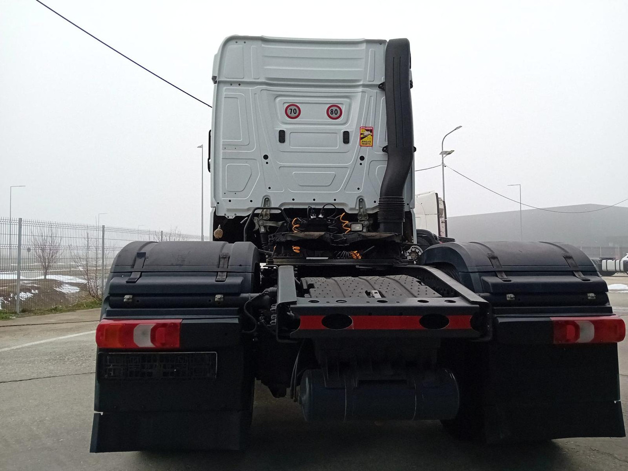 Mercedes-Benz Actros 1845 LS, FULL ADR+PTO, STANDKLIMA, TOP !!! - Влекач: снимка 5 Mercedes-Benz Actros 1845 LS, FULL ADR+PTO, STANDKLIMA, TOP !!! - Влекач: снимка 5