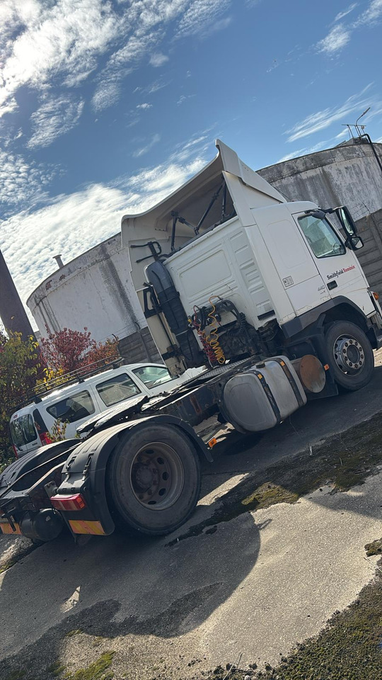 VOLVO FM42 Tractor Head - Влекач: снимка 4 VOLVO FM42 Tractor Head - Влекач: снимка 4