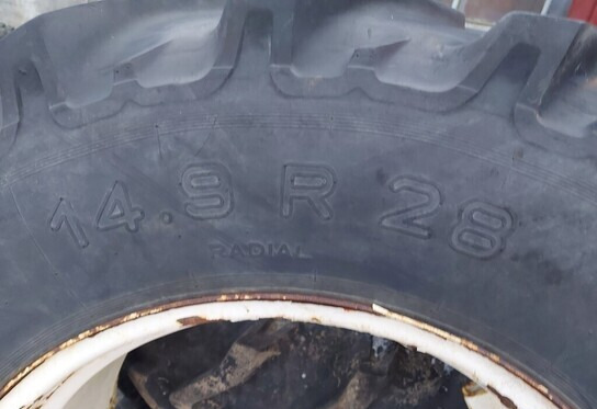 14.9R28 rengas - Valtra - Гума за Трактор: снимка 4 14.9R28 rengas - Valtra - Гума за Трактор: снимка 4