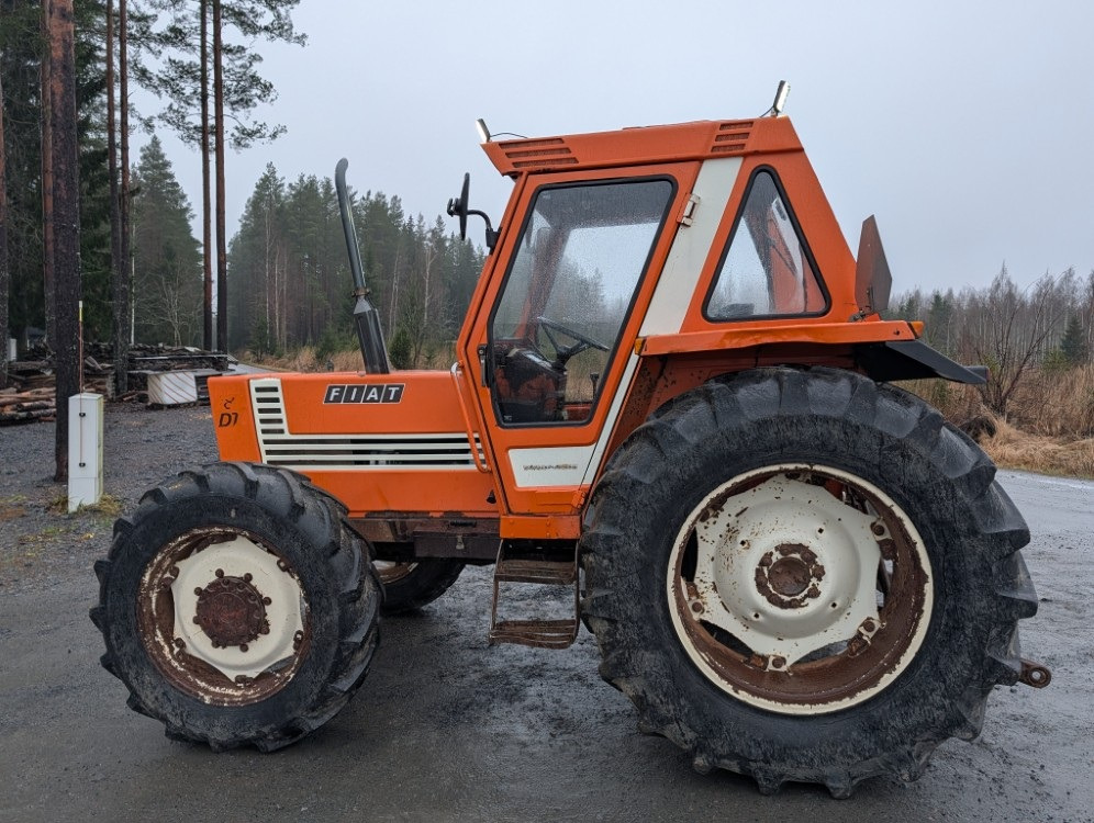 FIAT 780DT 4WD - Трактор: снимка 2 FIAT 780DT 4WD - Трактор: снимка 2