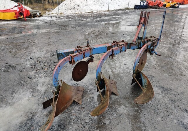 Fiskars Sarka-aura 3-siipinen - Плуг: снимка 2 Fiskars Sarka-aura 3-siipinen - Плуг: снимка 2