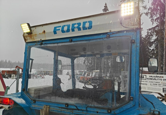 Трактор Ford 4110 traktori - Katso video!: снимка 5