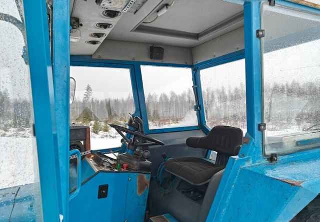 Трактор Ford 4110 traktori - Katso video!: снимка 16