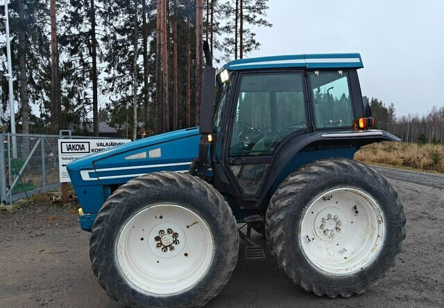 Ford County 1124 - kutoskoneella - KATSO VIDEO - Трактор: снимка 4 Ford County 1124 - kutoskoneella - KATSO VIDEO - Трактор: снимка 4