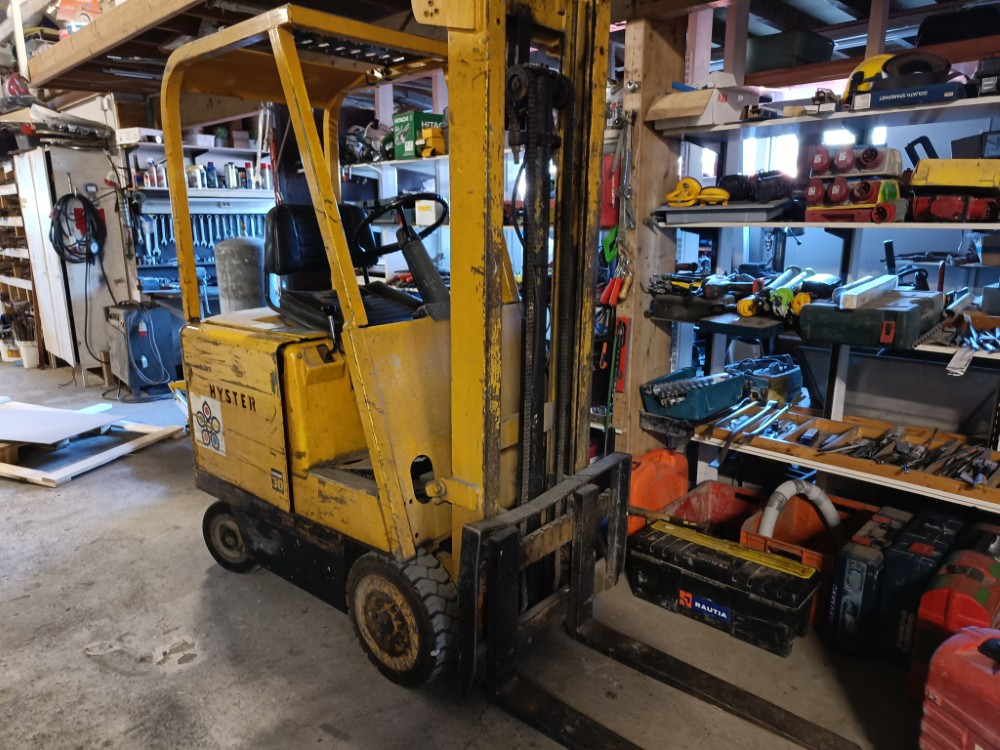 Hyster Electric 30 sähkötrukki - Електрокар: снимка 1 Hyster Electric 30 sähkötrukki - Електрокар: снимка 1
