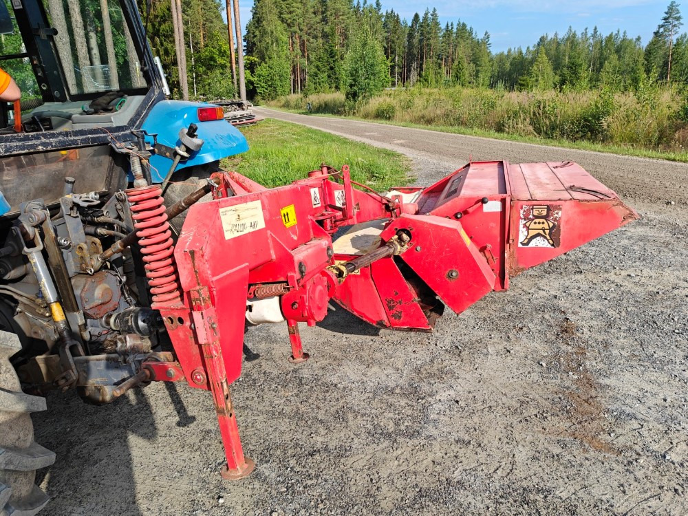 Junkkari Niittomurskain NM245NS Hydro, katso video! - Косачка-шредер: снимка 5 Junkkari Niittomurskain NM245NS Hydro, katso video! - Косачка-шредер: снимка 5