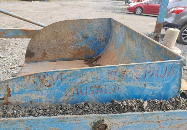 Кофа за Трактор Maansiirtokauha 120cm traktoriin - VIDEO: снимка 5 Кофа за Трактор Maansiirtokauha 120cm traktoriin - VIDEO: снимка 5