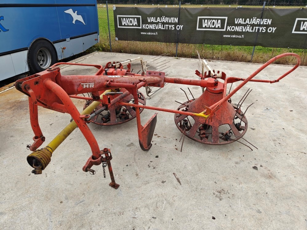 Pyöröharavapöyhin Fahr KU25 karhottimilla Ratasvetoinen harvinainen kone, katso video! - Гребло/ Сенообръщачка: снимка 1 Pyöröharavapöyhin Fahr KU25 karhottimilla Ratasvetoinen harvinainen kone, katso video! - Гребло/ Сенообръщачка: снимка 1