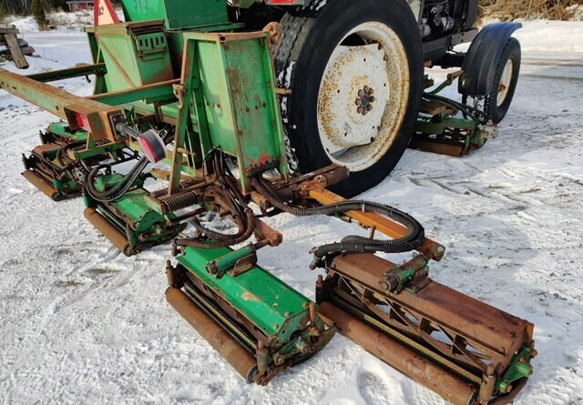Ransomes kelaleikkuri 465cm hydraulinen, katso video - Косачка-шредер: снимка 2 Ransomes kelaleikkuri 465cm hydraulinen, katso video - Косачка-шредер: снимка 2