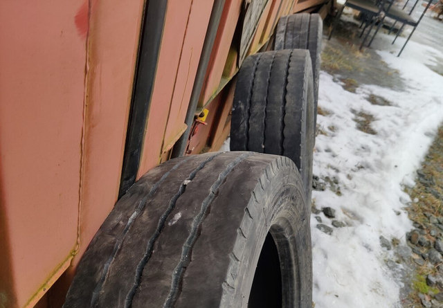 Renkaat 5 kpl koko 205/65R17.5 - Гума за Селскостопанска техника: снимка 3 Renkaat 5 kpl koko 205/65R17.5 - Гума за Селскостопанска техника: снимка 3