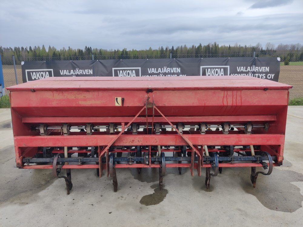 Simulta Junkkari 250cm kiekkovantailla - Комбинирана сеялка: снимка 2 Simulta Junkkari 250cm kiekkovantailla - Комбинирана сеялка: снимка 2