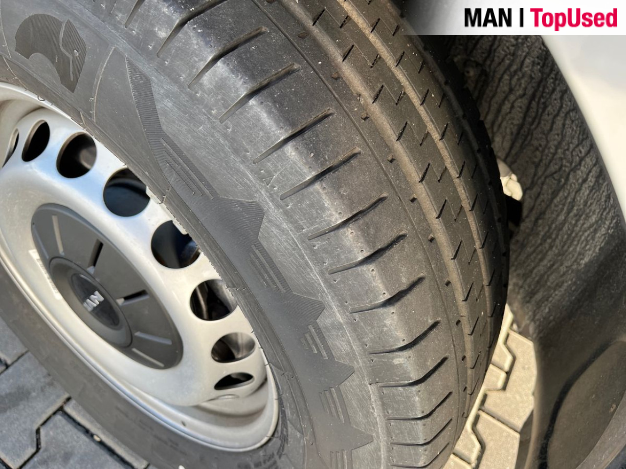 MAN TGE 3.140 4X2F SB flatbed - Товарен бус: снимка 3 MAN TGE 3.140 4X2F SB flatbed - Товарен бус: снимка 3