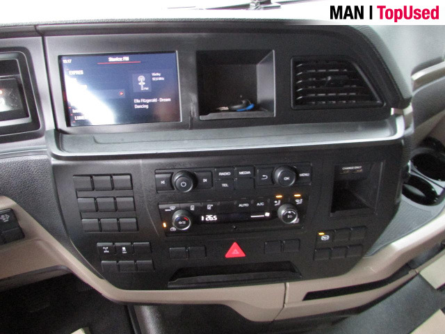 MAN TGX 18.470 4x2 LL VARIABLE 5TH WHEEL - Влекач: снимка 5 MAN TGX 18.470 4x2 LL VARIABLE 5TH WHEEL - Влекач: снимка 5
