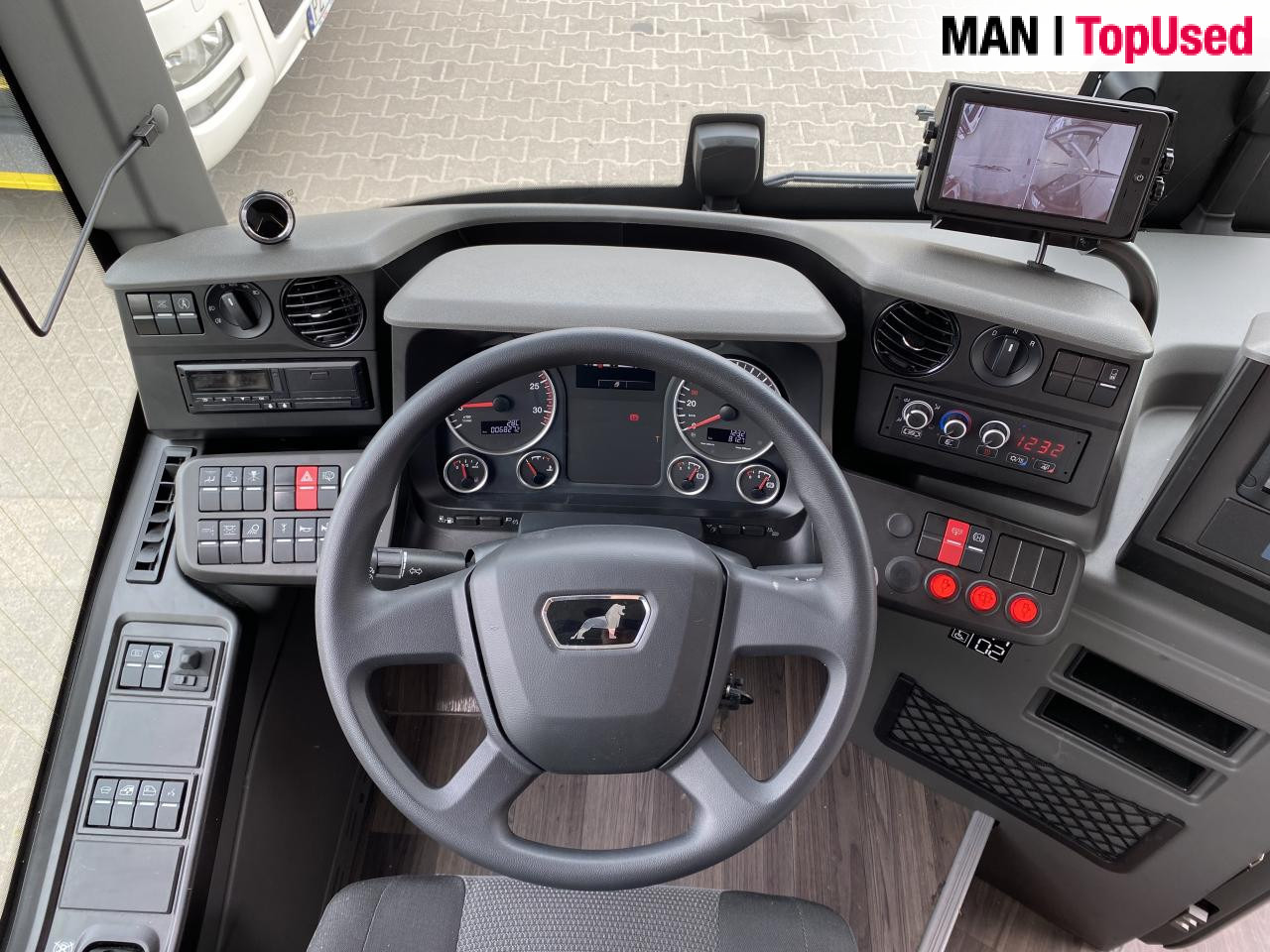 MAN Intercity 43C Euro6 Luftfeder - Междуградски автобус: снимка 4 MAN Intercity 43C Euro6 Luftfeder - Междуградски автобус: снимка 4