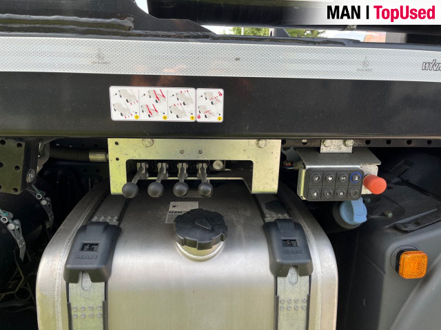 MAN TGS 26.480 6x2/4 BL CH Euro6 Pritarder Klima AHK - Самосвал камион: снимка 4 MAN TGS 26.480 6x2/4 BL CH Euro6 Pritarder Klima AHK - Самосвал камион: снимка 4
