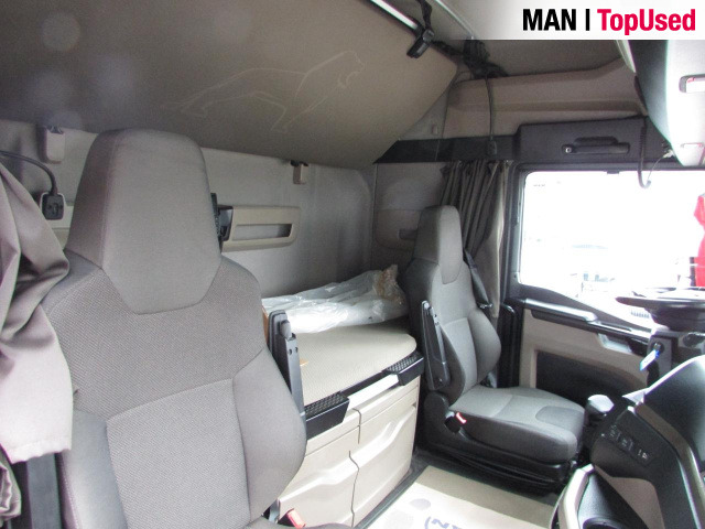 MAN TGX 18.470 4x2 LL SA Euro6 Retarder Klima ZV - Влекач: снимка 4 MAN TGX 18.470 4x2 LL SA Euro6 Retarder Klima ZV - Влекач: снимка 4