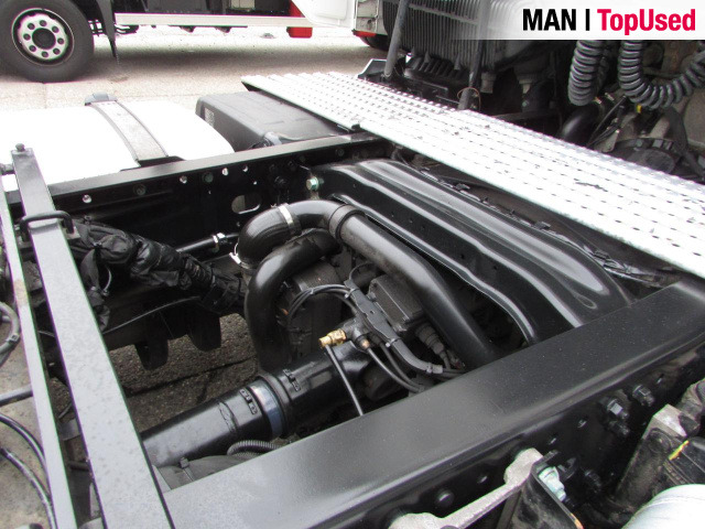 MAN TGX 18.470 4x2 LL SA, Hubsattel, Retarder Euro6 ZV - Влекач: снимка 3 MAN TGX 18.470 4x2 LL SA, Hubsattel, Retarder Euro6 ZV - Влекач: снимка 3
