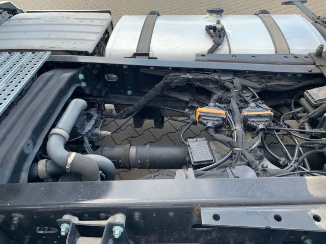 MAN TGX 18.470 4x2 LL SA - Влекач: снимка 3 MAN TGX 18.470 4x2 LL SA - Влекач: снимка 3