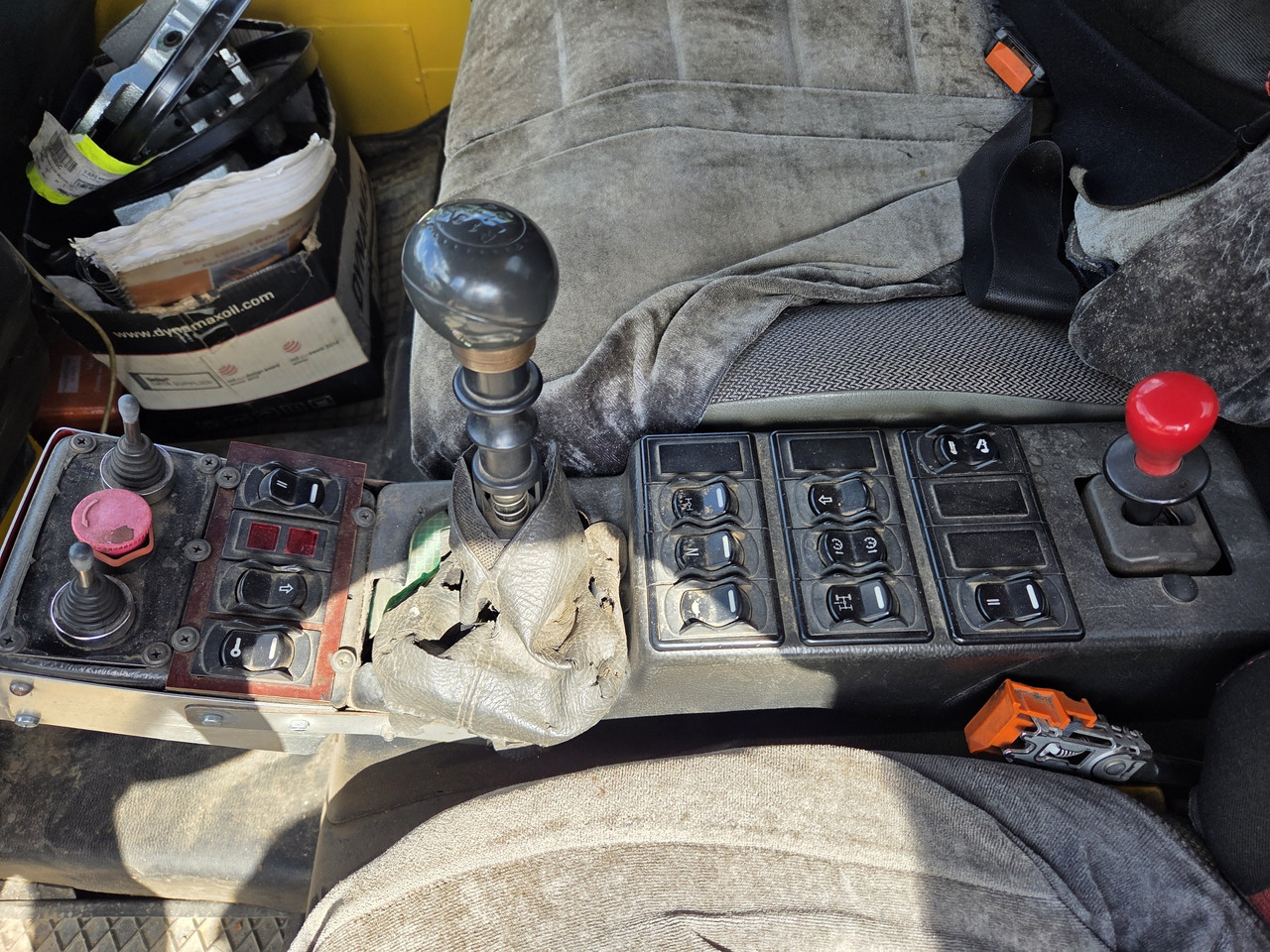 Самосвал камион BUCHER BU 150 4x4 3way tipper: снимка 12 Самосвал камион BUCHER BU 150 4x4 3way tipper: снимка 12