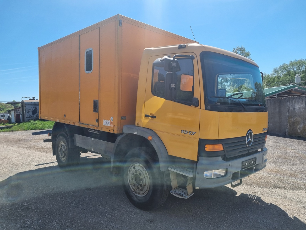 MERCEDES-BENZ ATEGO 1017 4x4 BOX + PTO - Камион фургон: снимка 3 MERCEDES-BENZ ATEGO 1017 4x4 BOX + PTO - Камион фургон: снимка 3