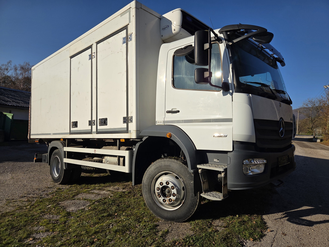 MERCEDES-BENZ ATEGO 1323 4x4 EXPEDITION CAMPER ? - Рефрижератор камион: снимка 3 MERCEDES-BENZ ATEGO 1323 4x4 EXPEDITION CAMPER ? - Рефрижератор камион: снимка 3