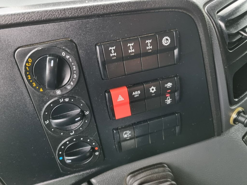 Камион фургон Mercedes-Benz ATEGO 1323 4x4 + Carrier EXPEDITION CAMPER: снимка 6