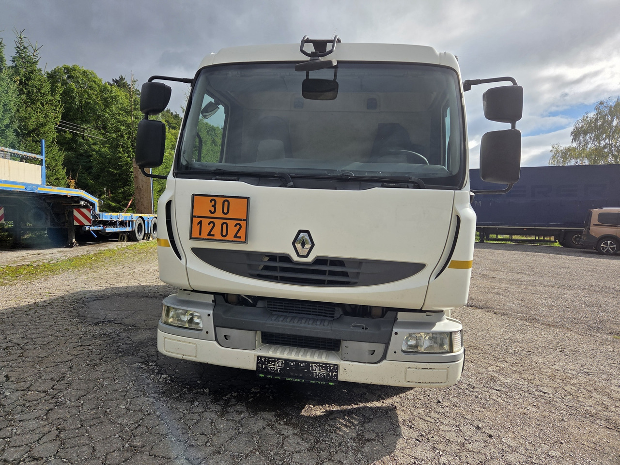 RENAULT MIDLUM 180.10 diesel tanker + dispensing + print - Камион цистерна: снимка 2 RENAULT MIDLUM 180.10 diesel tanker + dispensing + print - Камион цистерна: снимка 2