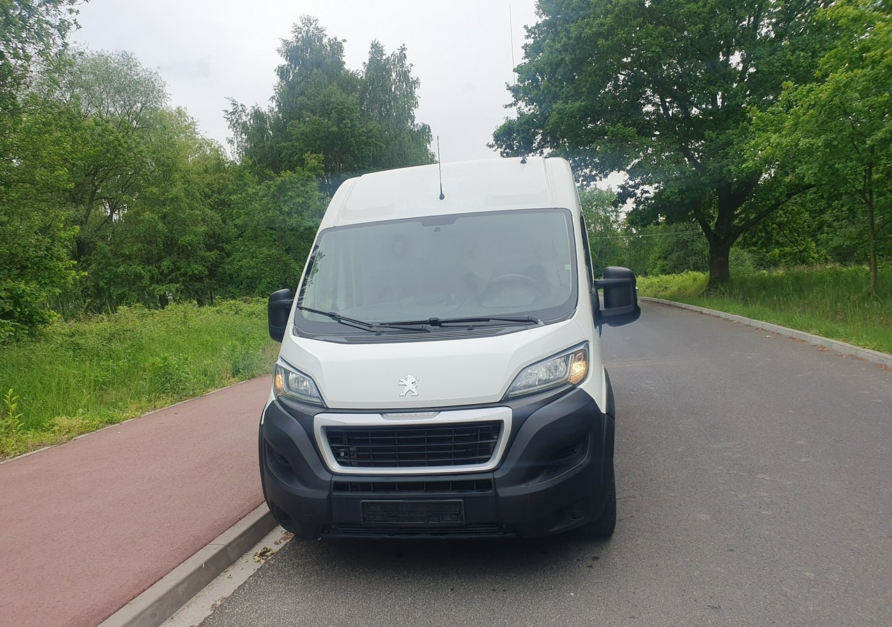 Citroen Jumper krajowy l* klima*jeden właściciel* - Товарен бус: снимка 3 Citroen Jumper krajowy l* klima*jeden właściciel* - Товарен бус: снимка 3