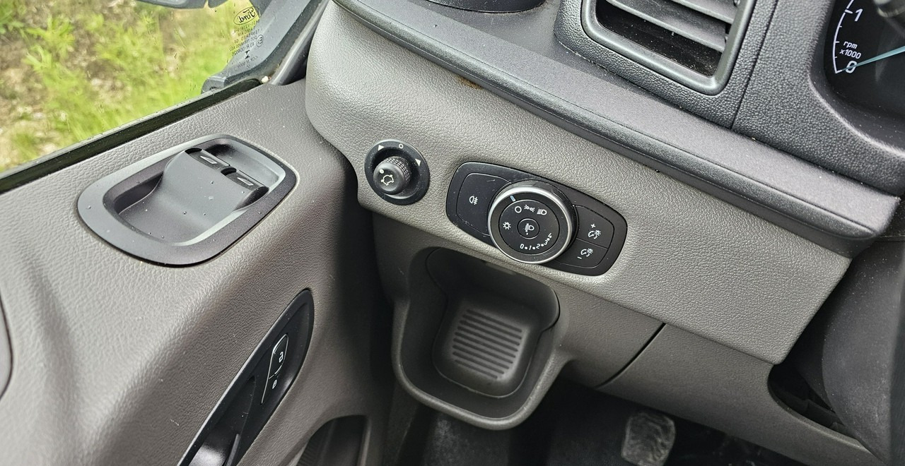 Товарен бус Ford Transit L3h2 *klima*krajowy*: снимка 12