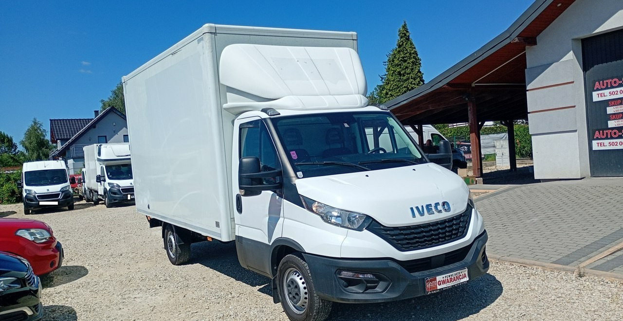 Iveco 35 Daily 35S14 klima * 3 osobowy * - Лекотоварен автомобил фургон: снимка 5 Iveco 35 Daily 35S14 klima * 3 osobowy * - Лекотоварен автомобил фургон: снимка 5
