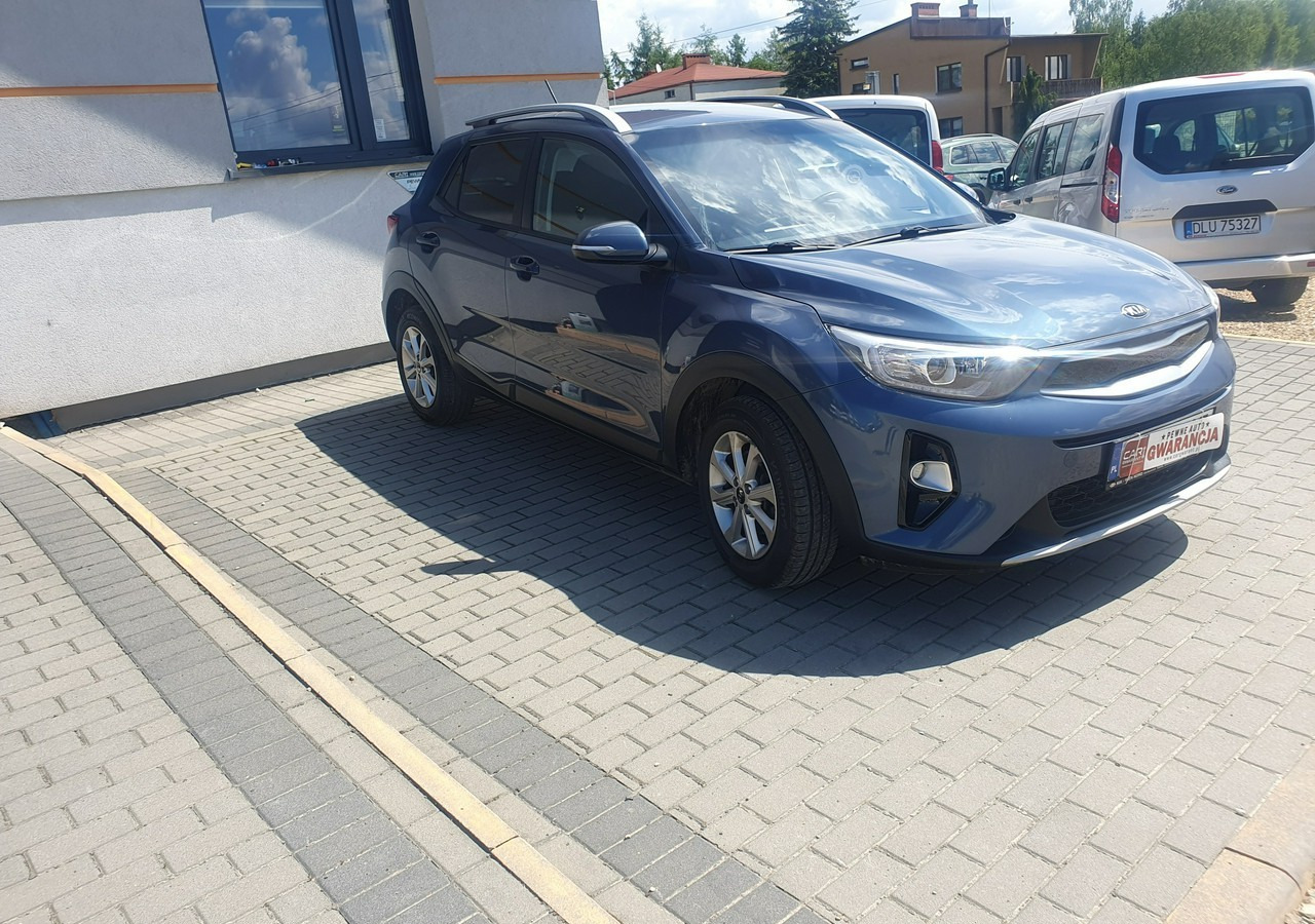 Kia Stonic bogate wyposażenie * - Хечбек: снимка 4 Kia Stonic bogate wyposażenie * - Хечбек: снимка 4