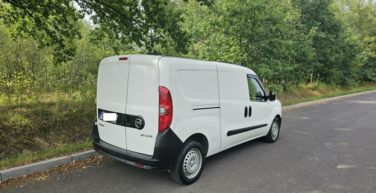 Opel Combo krajowy * jeden właściciel *wersja long* - Товарен бус: снимка 4 Opel Combo krajowy * jeden właściciel *wersja long* - Товарен бус: снимка 4