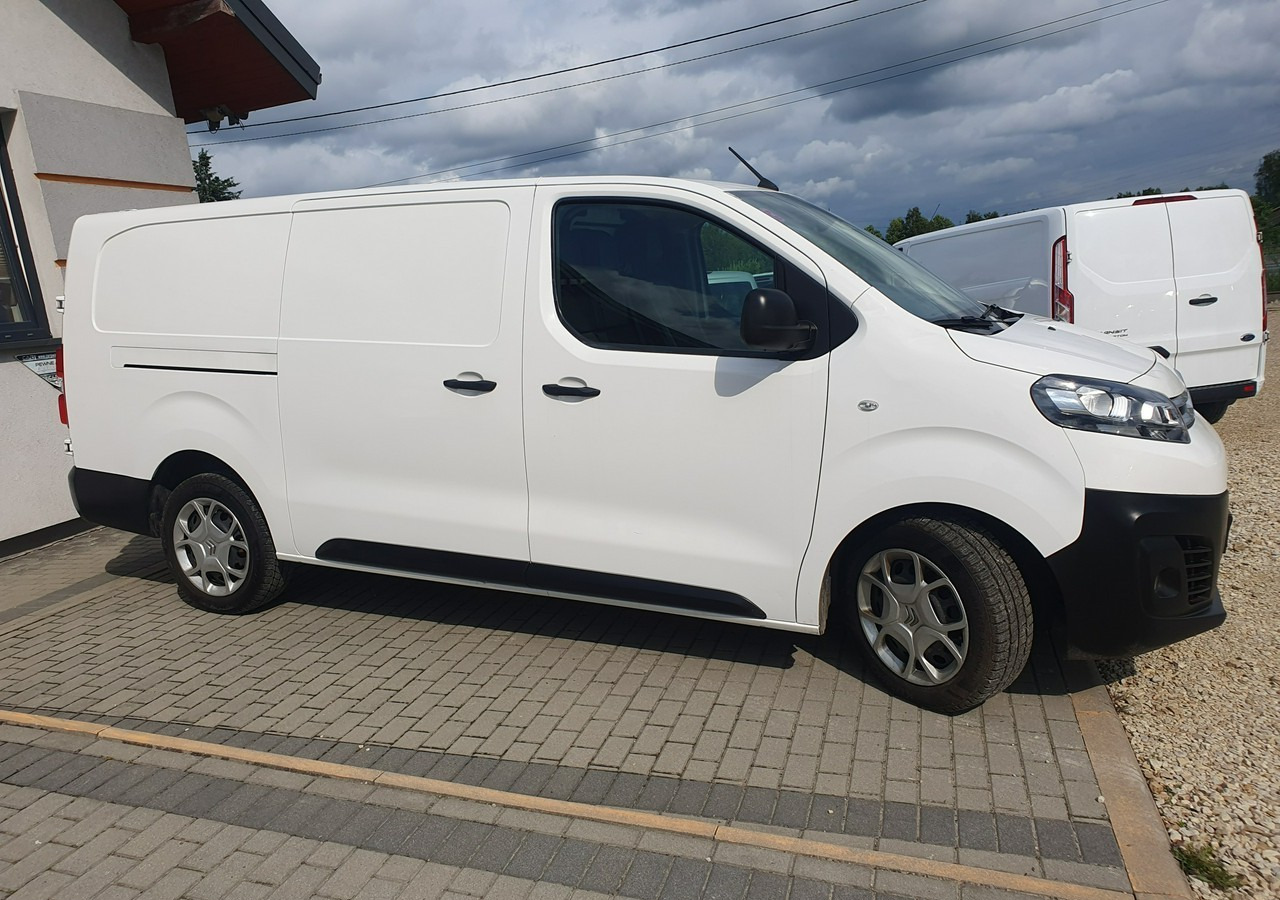 Opel Vivaro 2,0 Diesel | 160 tyś.km | Stan bdb! - Товарен бус: снимка 4 Opel Vivaro 2,0 Diesel | 160 tyś.km | Stan bdb! - Товарен бус: снимка 4