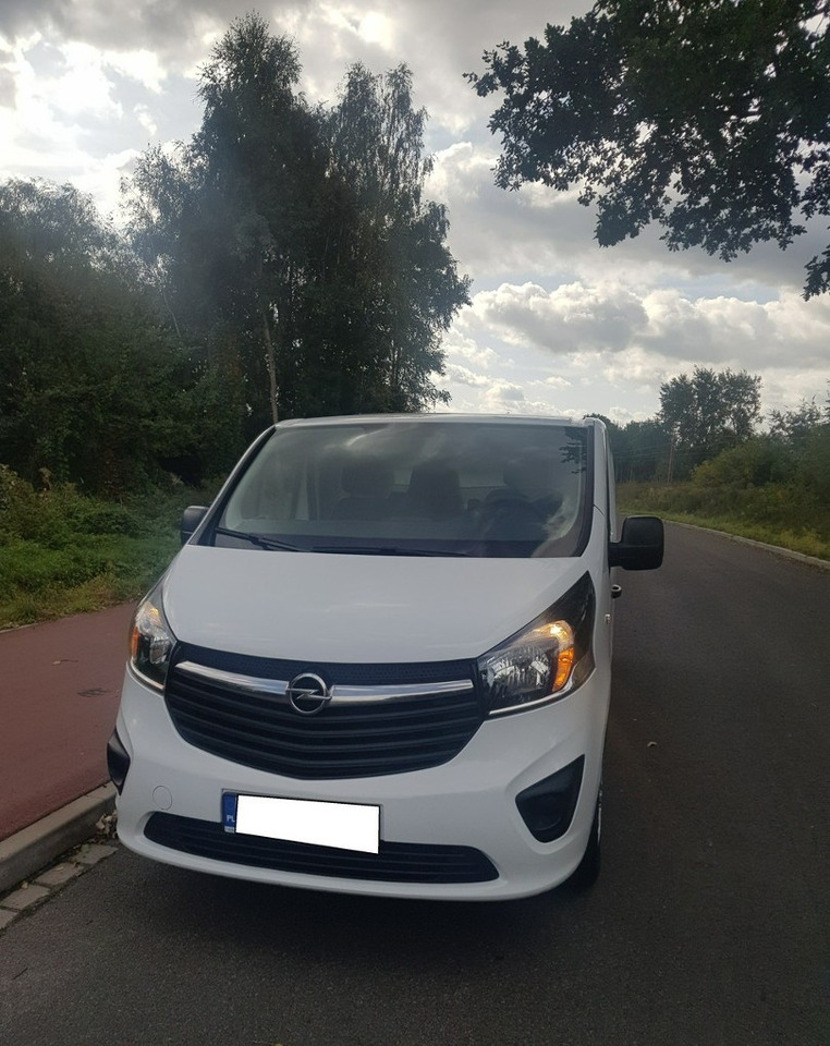 Opel Vivaro krajowy *jeden właściciel * - Товарен бус: снимка 2 Opel Vivaro krajowy *jeden właściciel * - Товарен бус: снимка 2