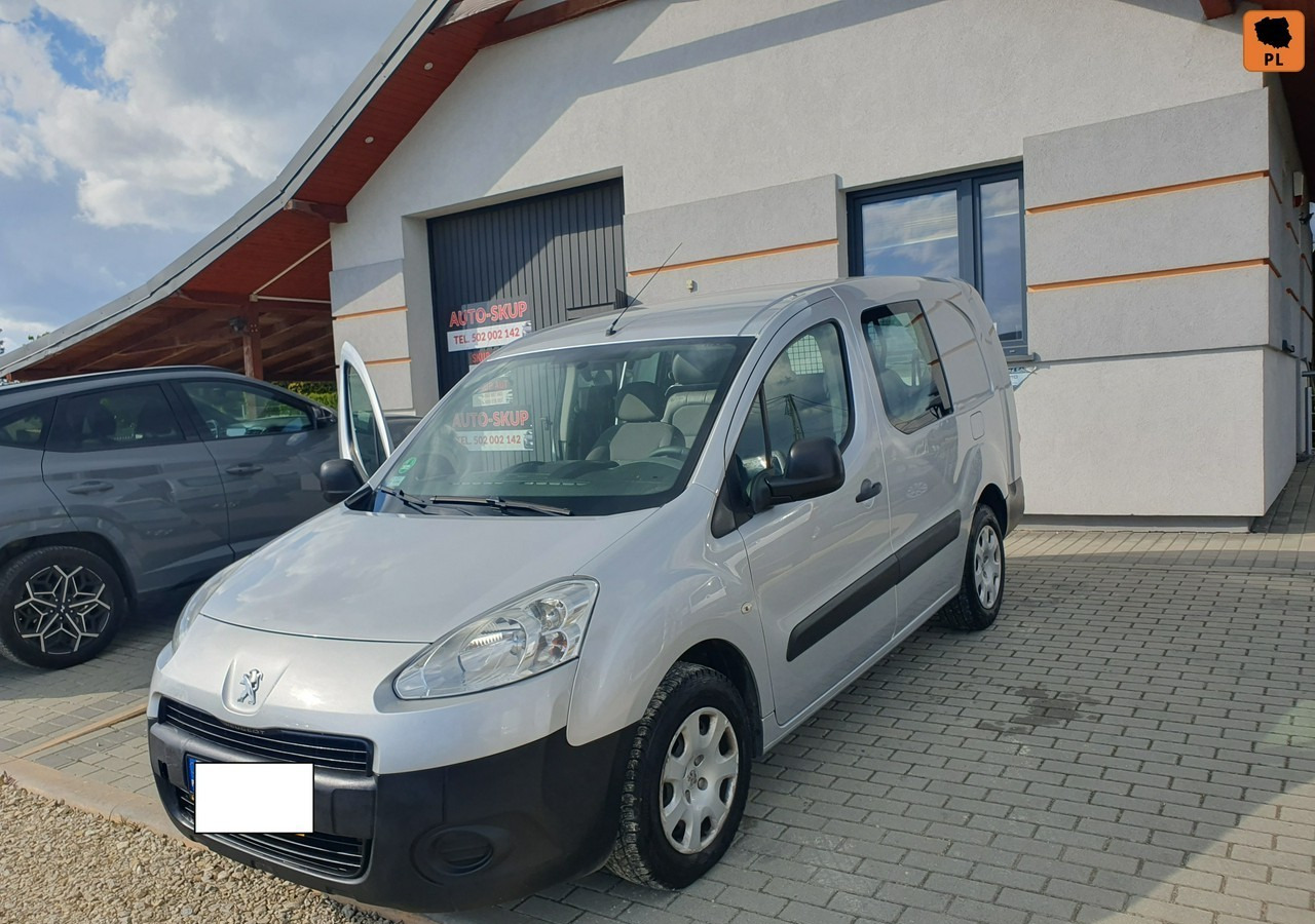 Peugeot Partner long *2 lub 5 osobowy *klima* gruau* - Товарен бус: снимка 1 Peugeot Partner long *2 lub 5 osobowy *klima* gruau* - Товарен бус: снимка 1