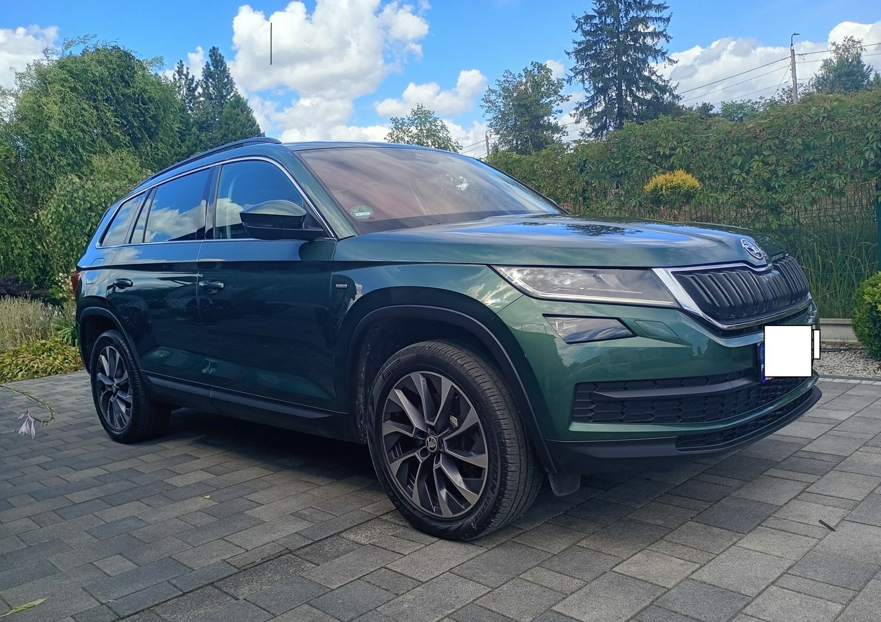 Skoda Kodiaq Skoda Kodiaq Skoda Kodiaq 2.0 4x4 Wersja Drive na 125 lecie - Джип: снимка 3 Skoda Kodiaq Skoda Kodiaq Skoda Kodiaq 2.0 4x4 Wersja Drive na 125 lecie - Джип: снимка 3